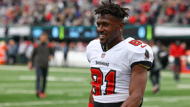antonio-brown-buccaneers-enablers